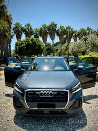 Audi Q2 35 TDI S tronic Business