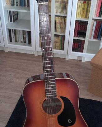 chitarra acustica