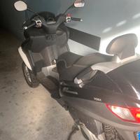 Piaggio Mp3 300 i.e