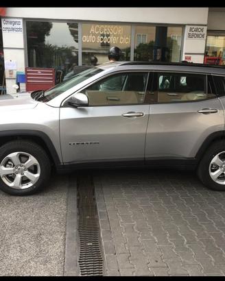 Jeep Compass 2.0  Longitude  4x4  2018  130.000 Km