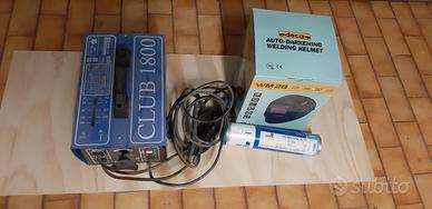 saldatrice e casco saldatura 