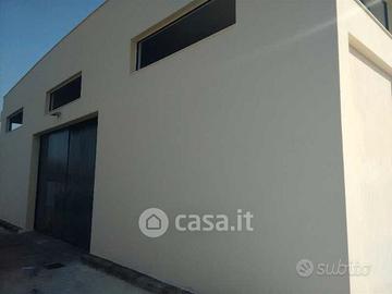 Capannone via belvedere