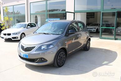 Lancia Ypsilon 1.0 FireFly 5 porte S&S Hybrid Gold