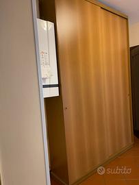 Mibile con multi ripiani