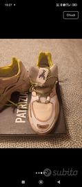 scarpe ginnastica 