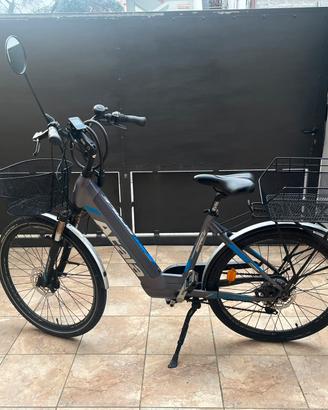 Bicicletta elettrica marca Atala ESPACE