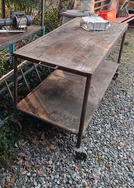 banco tavolo carrello in ferro con ruote