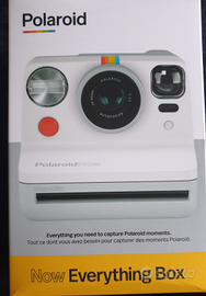 Polaroid now everything box