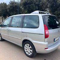 Peugeot 807 2.2 hdi 135cv