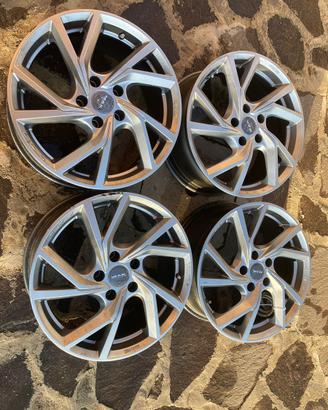 Cerchi MAK 17" - Attacco Audi/VW/Seat/Skoda