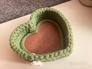Cestino portaoggetti cuore fatto a mano