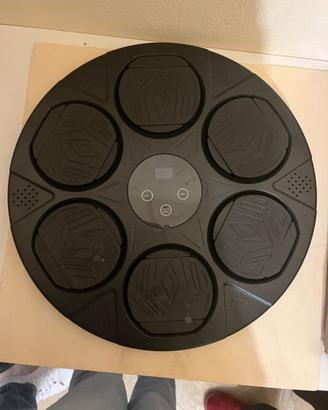 Macchina da boxe musicale