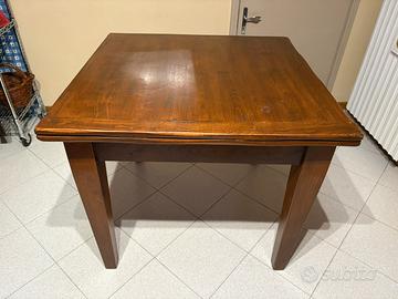 Tavolo vintage in legno massello