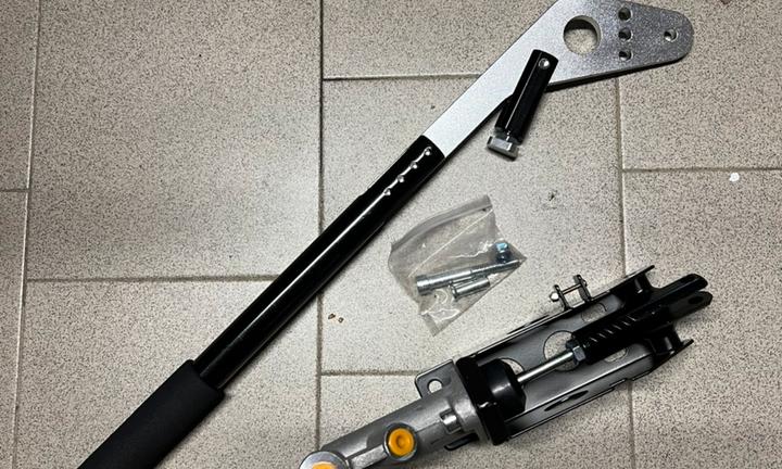 Freno a mano idraulico