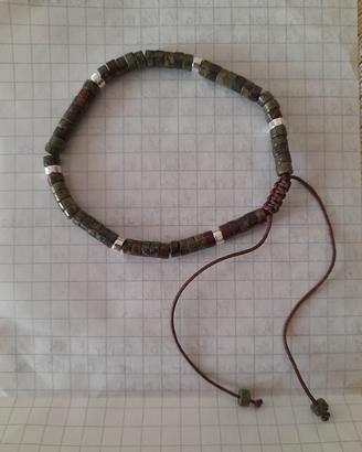 Bracciale in pietre