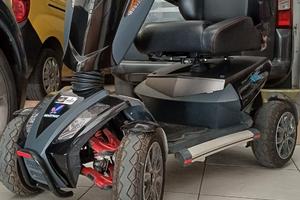 Scooter elettrico per anziani