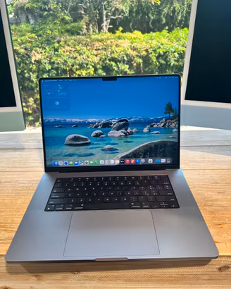 MacBook Pro 16″ M1 Max RAM 64Gb, SSD 1Tb Ex Demo