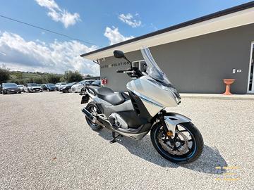 Honda Integra 750 S 15.592 km scarico Arrow PERFET