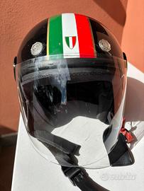Casco jet