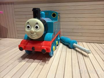 Trenino thomas con cacciavite