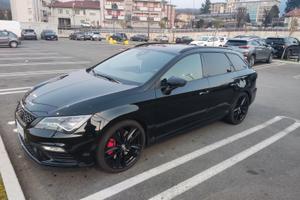 SEAT Leon 2.0 TSI DSG 4DRIVE ST Cupra