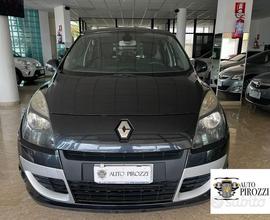 RENAULT SCENIC XMOD del 2011 con 161000KM