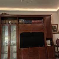 Mobile sala per Tv con vetrina e libreria in legno