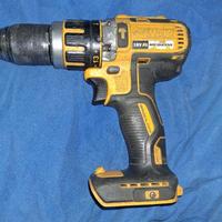Trapano DeWalt 18 Volt DCD795 - XT
