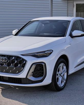 AUDI Q5 Sportback NEW 2.0 Tdi Q. 204cv S-tr. S.l