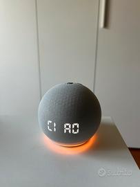 Echo Dot 4 Con Orologio Bianco