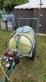 irroratore per solfato su carrello