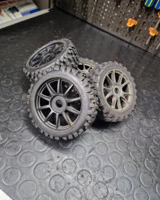 treno gomme rc
