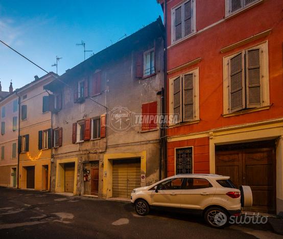 APPARTAMENTO IN CENTRO STORICO CORREGGIO