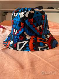 Cappello colorato