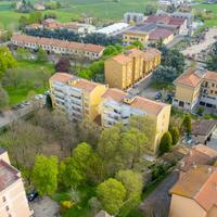 4 LOCALI A REGGIO NELL'EMILIA