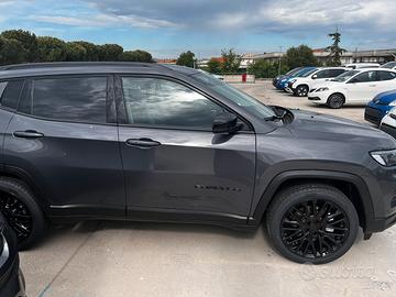 Jeep Compass 1.6 130 cv Night eagle