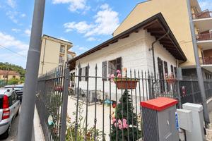 VILLA SINGOLA A SAN MAURO TORINESE
