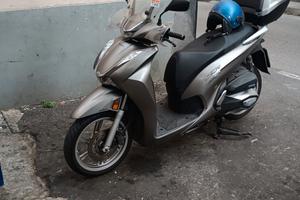 Honda sh 350