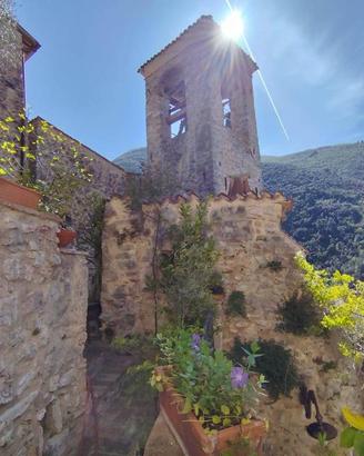 Rustico / Casale di 190 m² con 5 locali a Ferentil