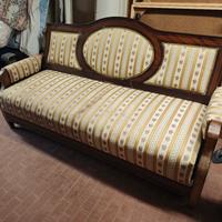 Divano in legno 3 posti.