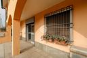 negozio-a-salerano-sul-lambro