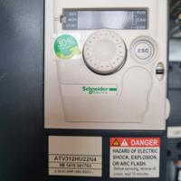 Inverter Schneider ATV 312HU22N4 2,2 KW 
