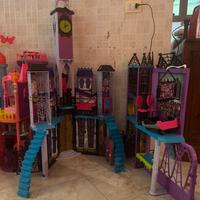 2 case di Barbie e Castello Monster High