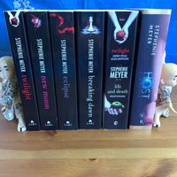Saga Twilight più The Host, Stephenie Meyer