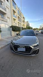 AUDI A1 40 2.0 TFSI Benzina