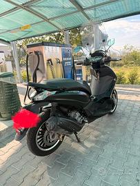 Piaggio Beverly 300