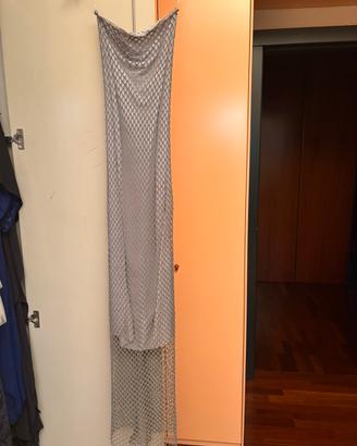 Abito lungo in rete grigio/argento Zara