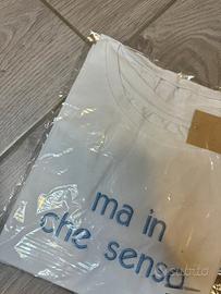 T-Shirt nuovo con cartellino