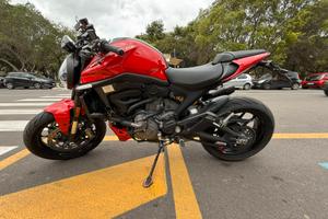 Ducati Monster 937