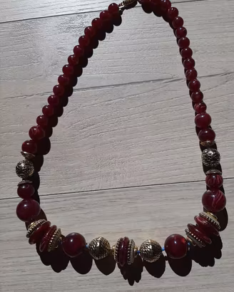 Collana bordeaux